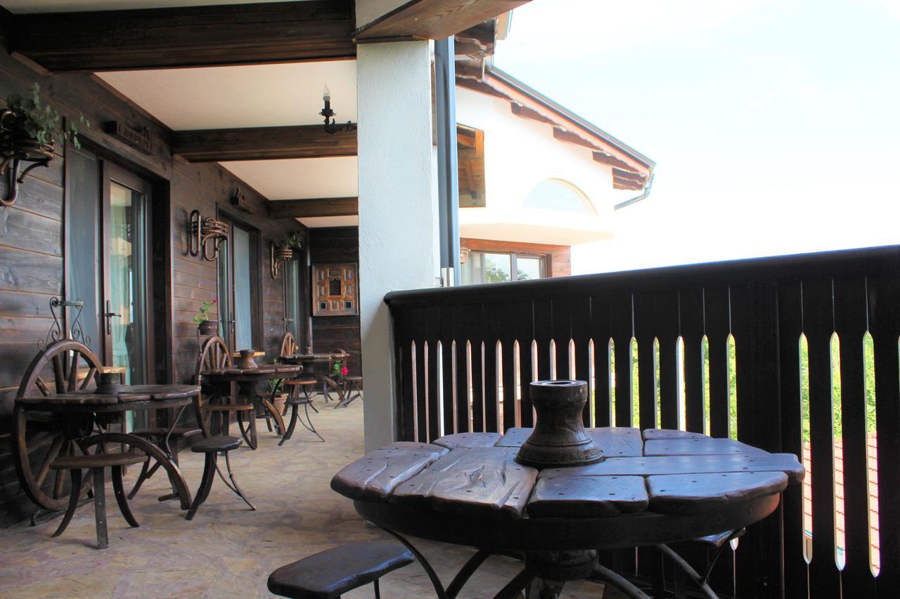 Hotel Sokay Triawna Zewnętrze zdjęcie